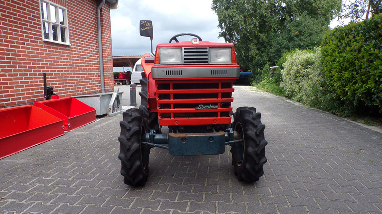 Kubota ZL1-185